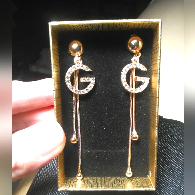 Bnib Fashion Earrings Gold & Crystal Drop Earrings W/ G Initial Dangling